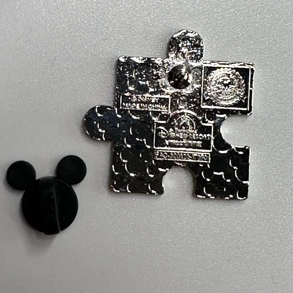 SHANGHAI DISNEY RESORT Pin‎ Trading Mickey Mouse Puzzle Piece 2018 Jigsaw Puzzle